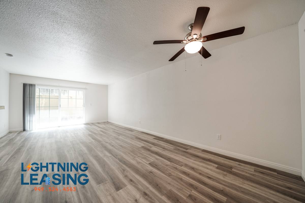 Apartment for rent at 2850 1 2 Riverside Dr #408D, Los Angeles, CA 90039