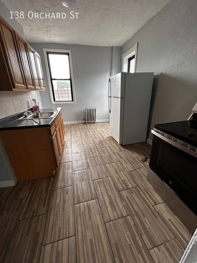 Apartment for rent at 138 Orchard St, Yonkers, NY 10703