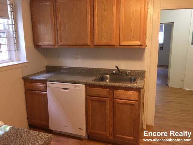 Apartment for rent at 119 Sutherland Rd #C, Brighton, MA 02135