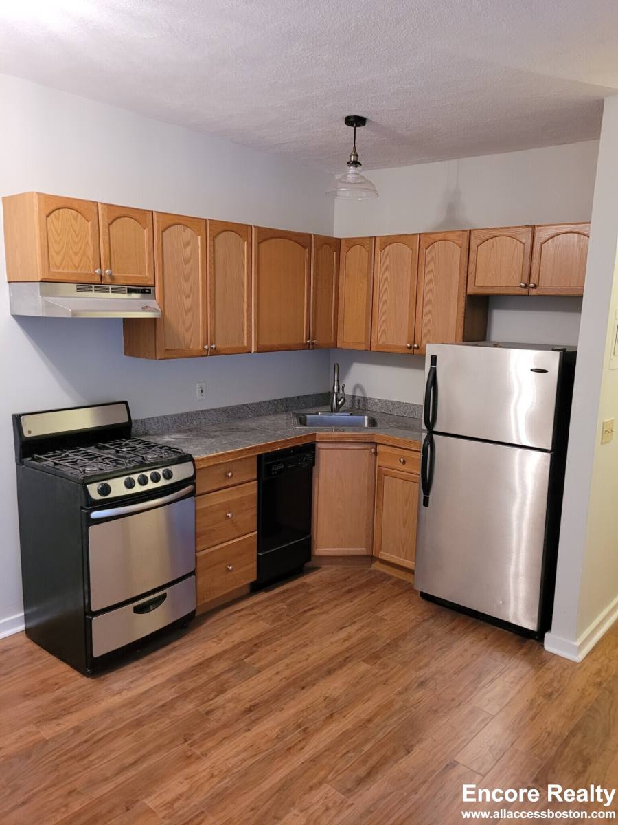 Apartment for rent at 145 Endicott St #C, Boston, MA 02113