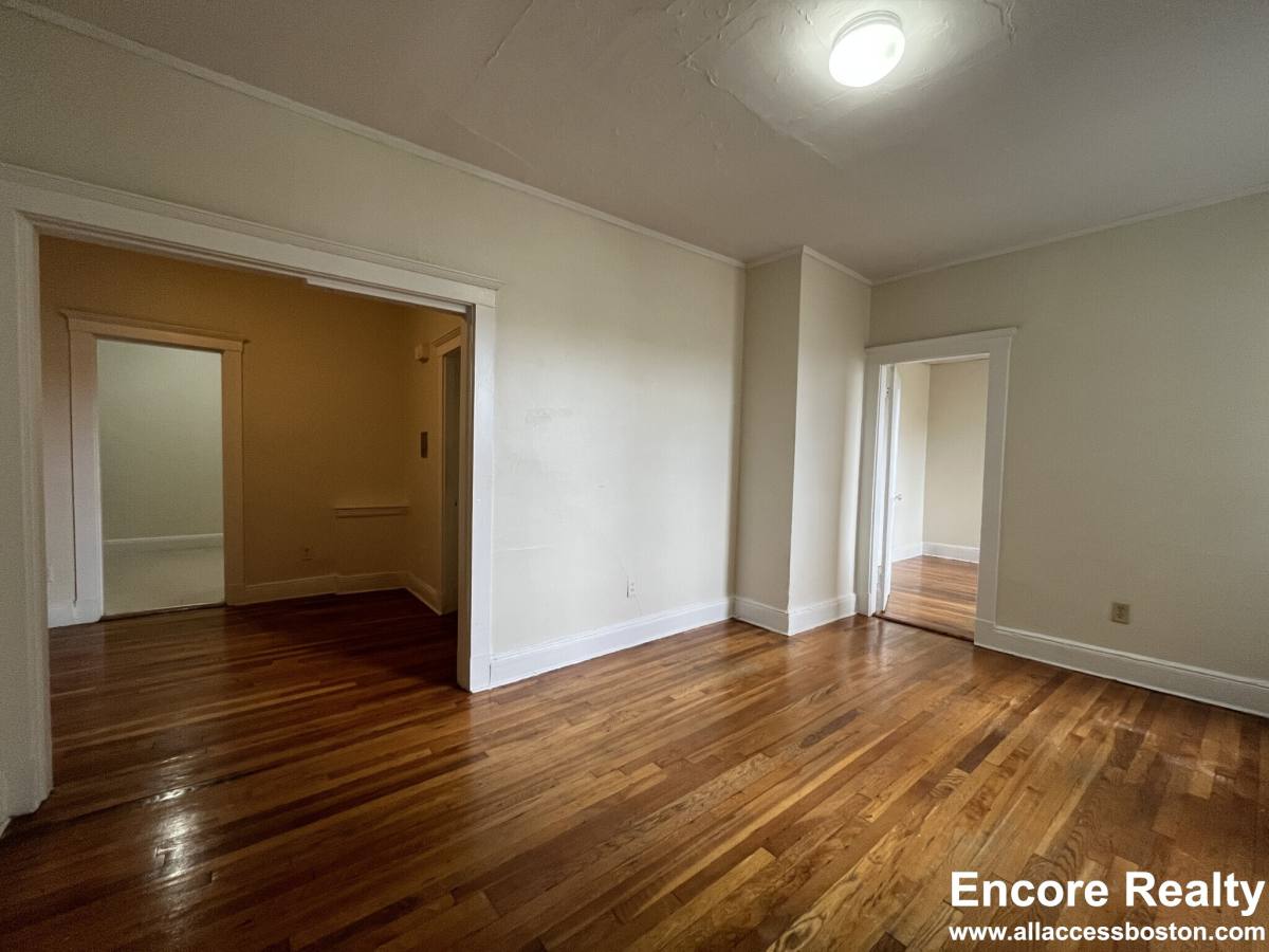 1630 Commonwealth Ave #11, Brighton, MA 02135 - Apartment for Rent - Image 4