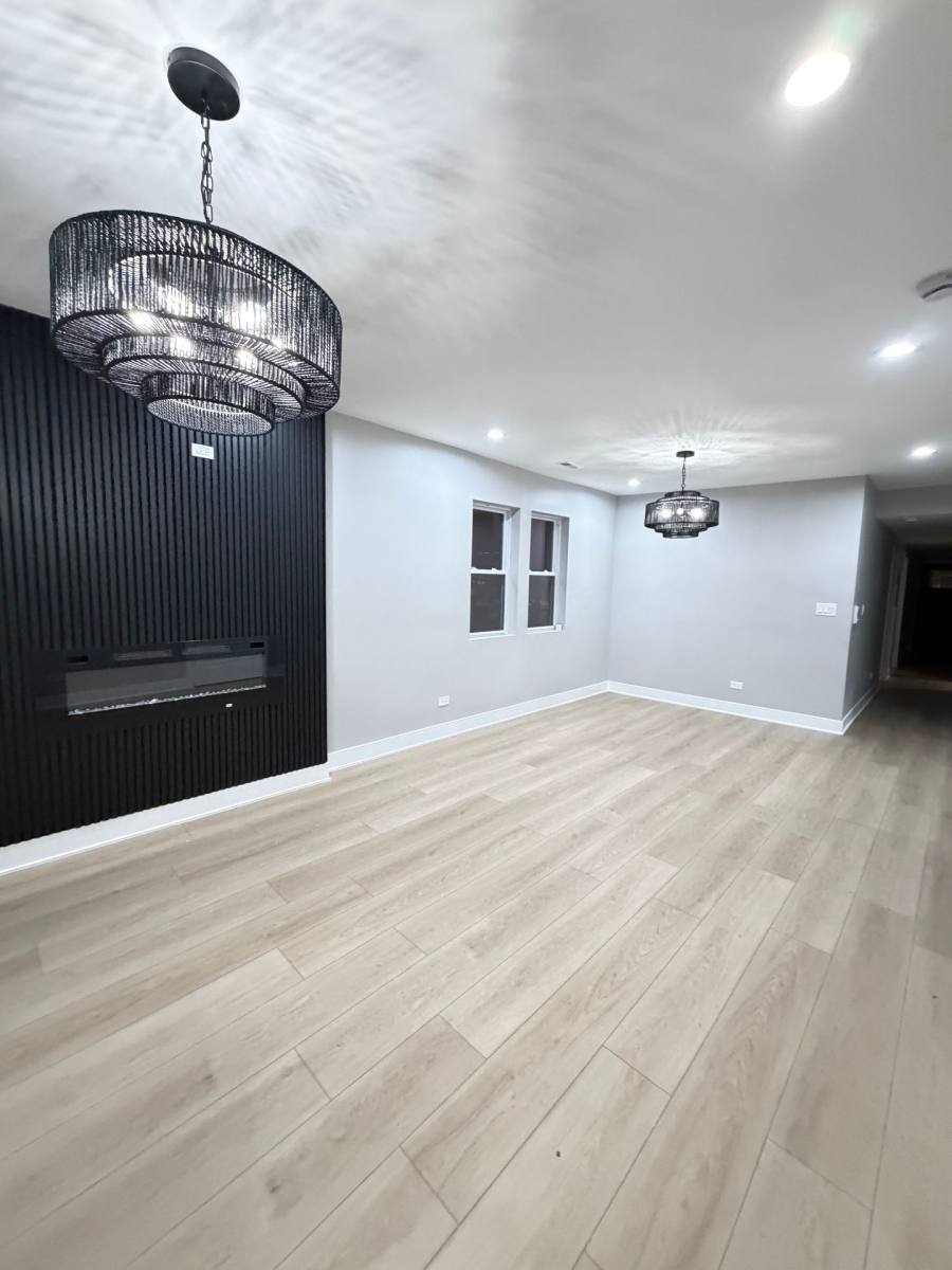 Apartment for rent at 6350 S St Lawrence Ave, Chicago, IL 60637