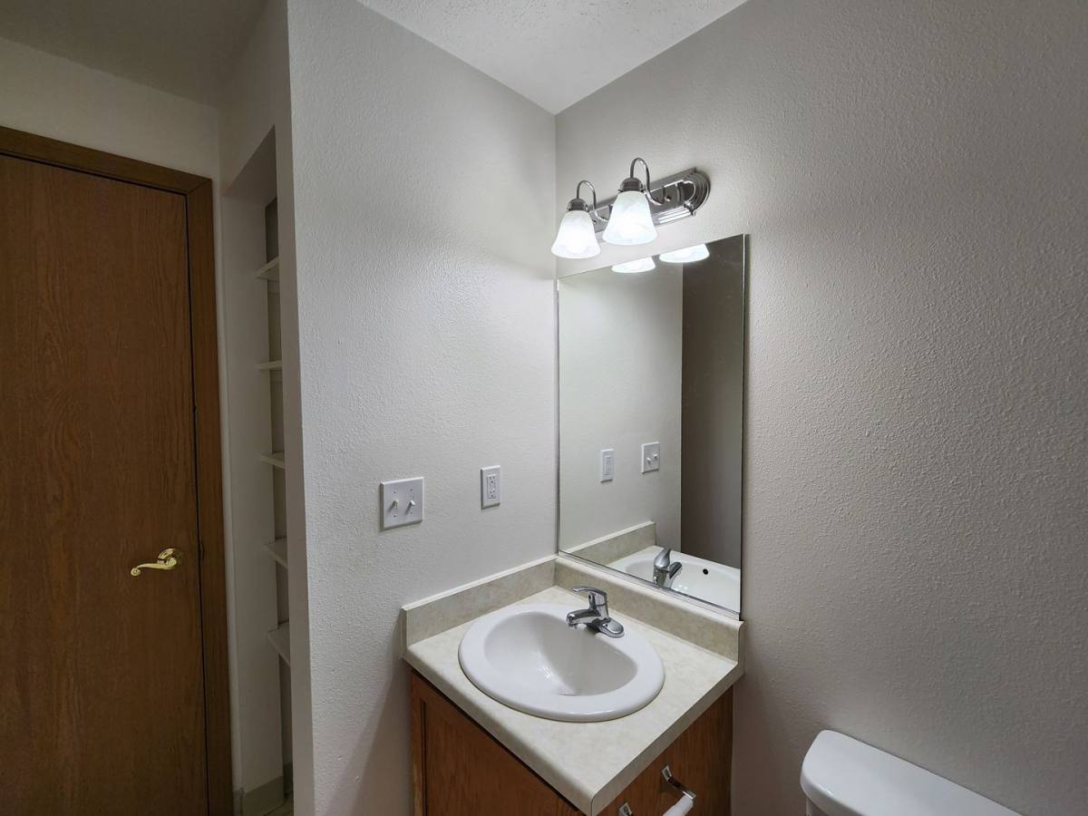 Apartment for rent at 617 E Houston Ave, Spokane, WA 99208