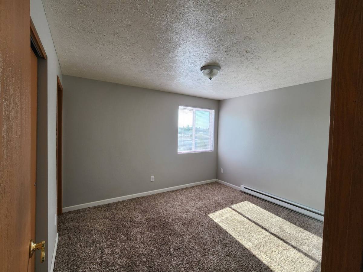 Apartment for rent at 617 E Houston Ave, Spokane, WA 99208