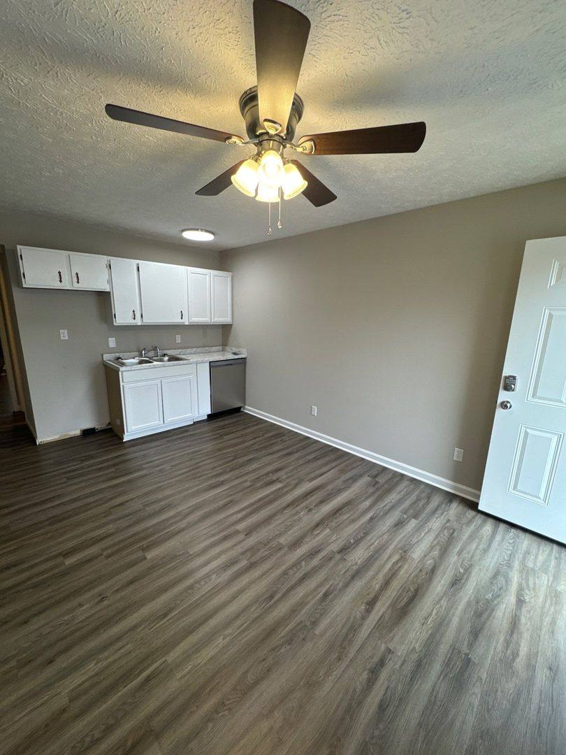 Apartment for rent at 222 Chapman Rd, Jamestown, TN 38556