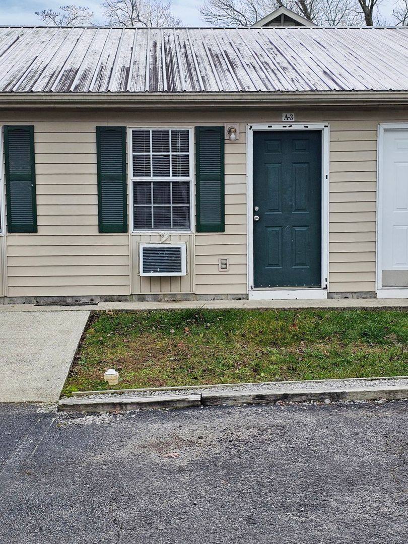 Apartment for rent at 222 Chapman Rd, Jamestown, TN 38556