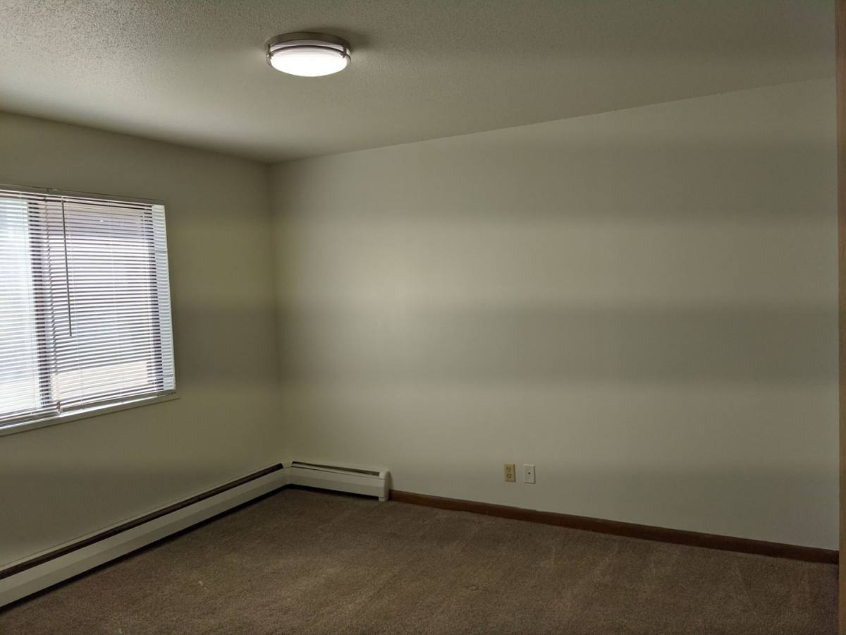 Apartment for rent at 2718 Wayne Ave, Iowa City, IA 52240