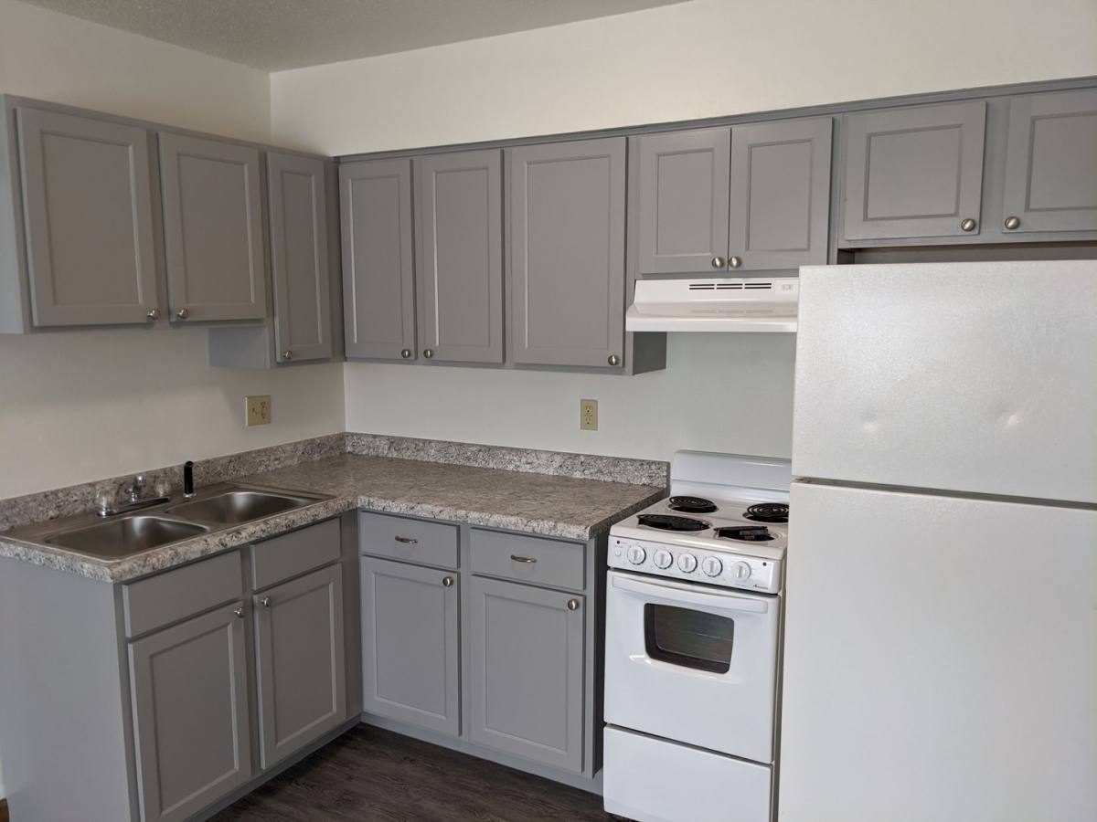 Apartment for rent at 2718 Wayne Ave, Iowa City, IA 52240