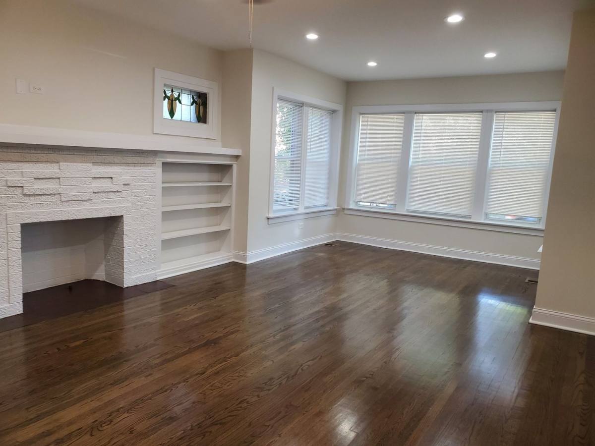 Apartment for rent at 5027 W Washington, Chicago, IL 60644