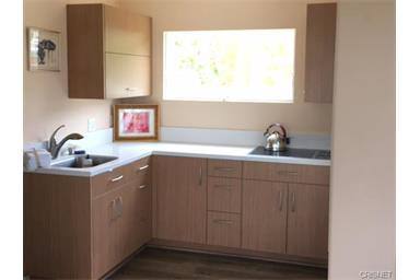Apartment for rent at 11771 Laurelwood Dr, Studio City, CA 91604