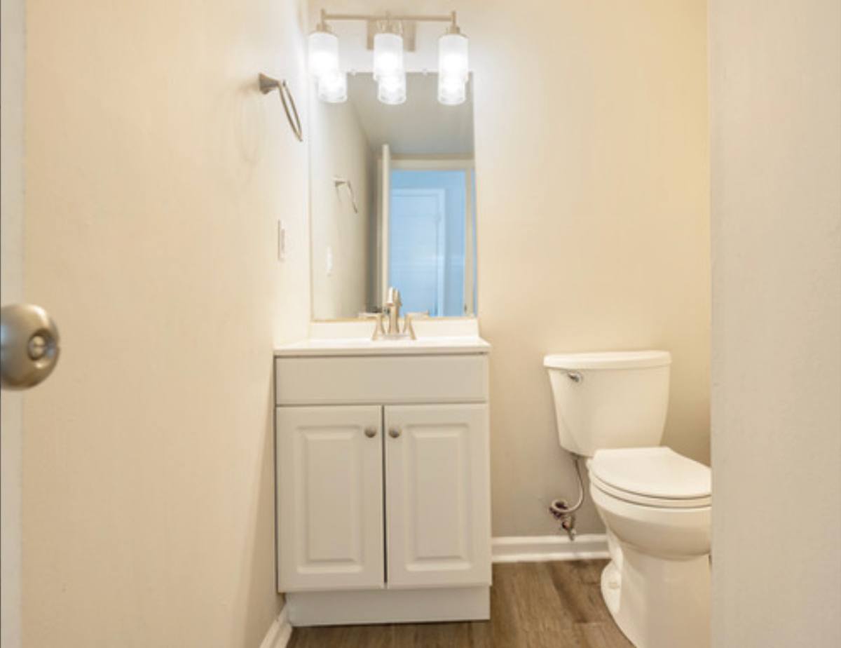 Apartment for rent at 1370 Remount Rd, Charleston, SC 29406