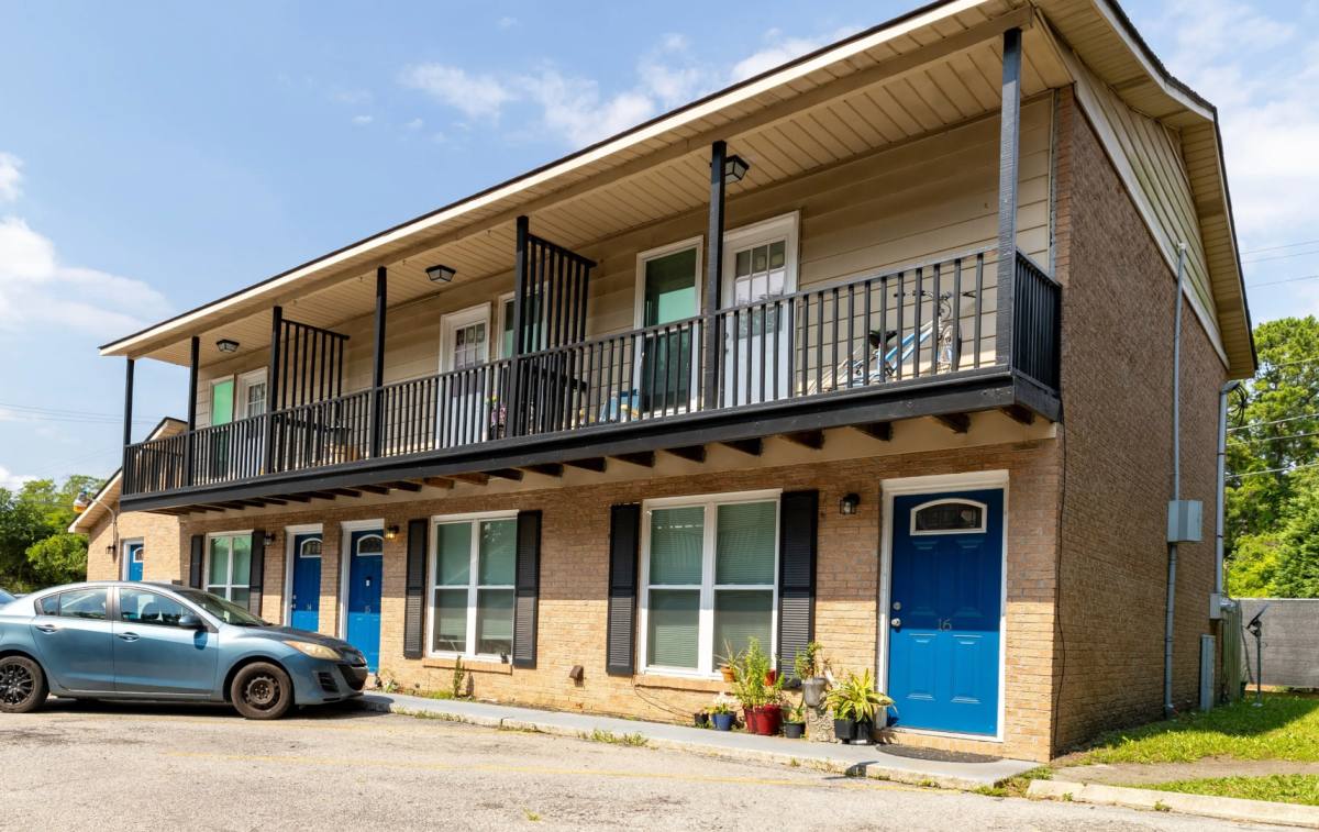 Apartment for rent at 1370 Remount Rd, Charleston, SC 29406