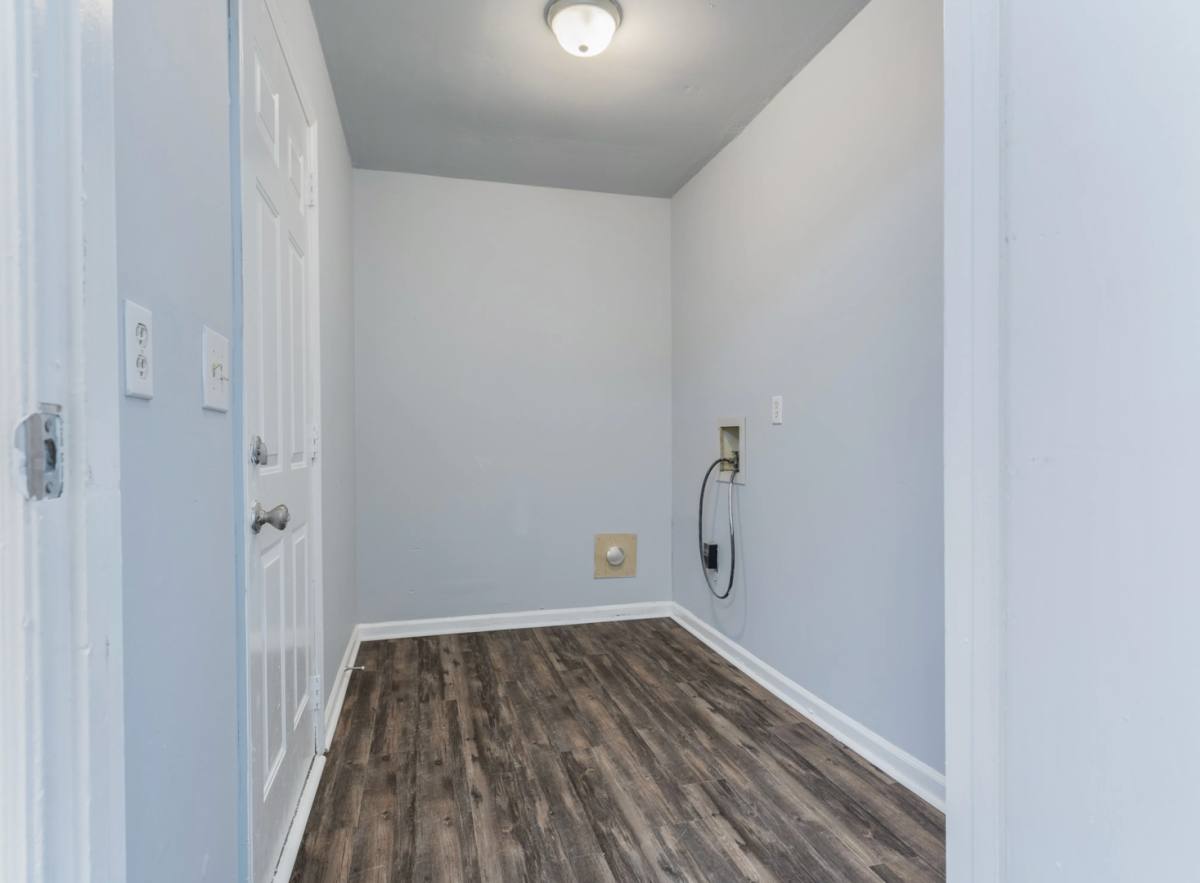 Apartment for rent at 1370 Remount Rd, Charleston, SC 29406