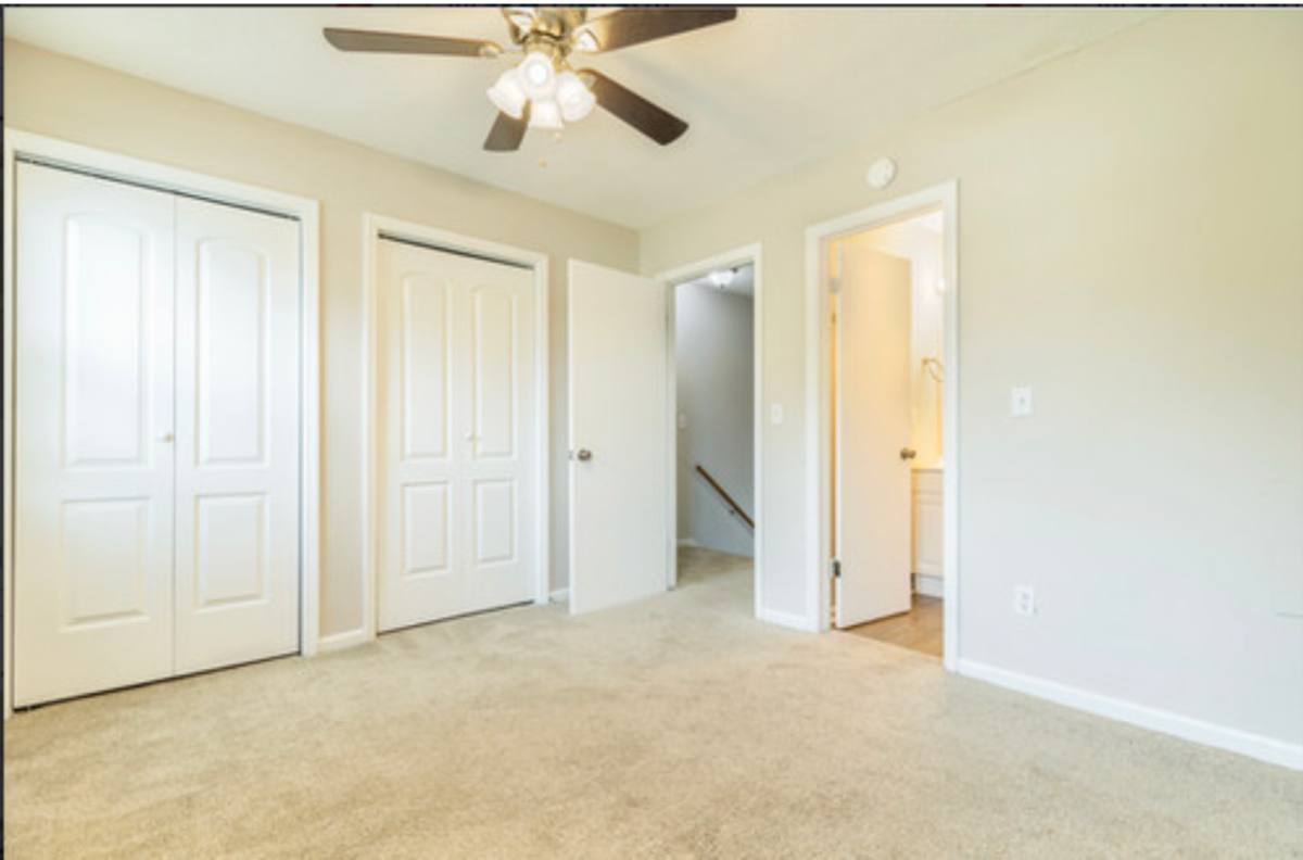 Apartment for rent at 1370 Remount Rd, Charleston, SC 29406
