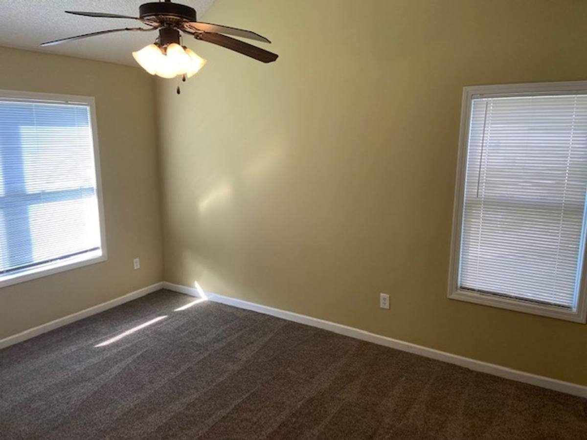House for rent at 306 Countryview Cove, Oxford, MS 38655
