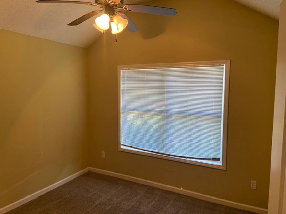 House for rent at 306 Countryview Cove, Oxford, MS 38655