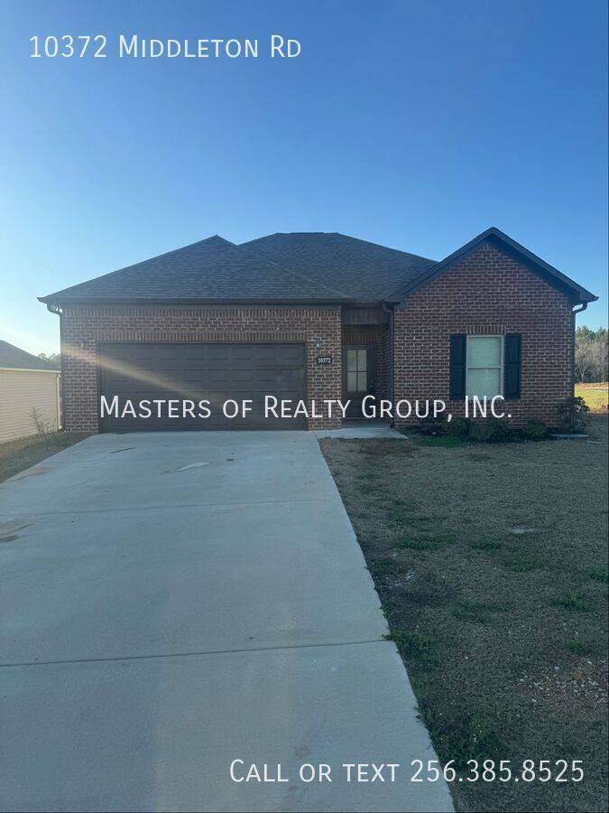 House for rent at 10372 Middleton Rd, Vance, AL 35490