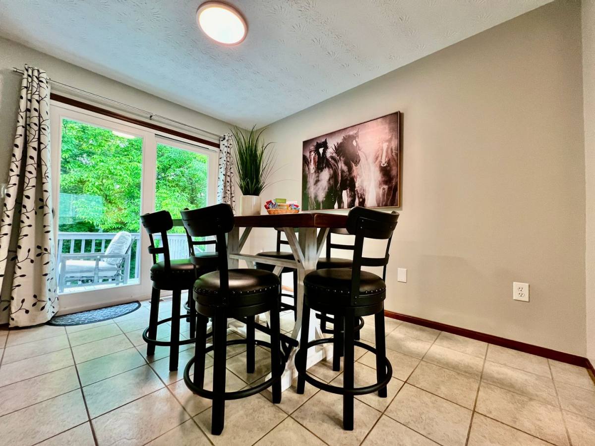 House for rent at 6429 Cincinnati Dayton Rd #B, Middletown, OH 45044