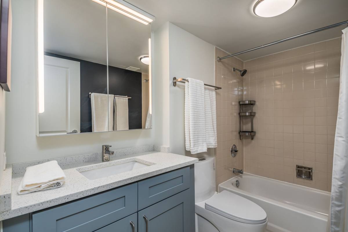 Apartment for rent at 3423 S Cottage Grove Ave, Chicago, IL 60616