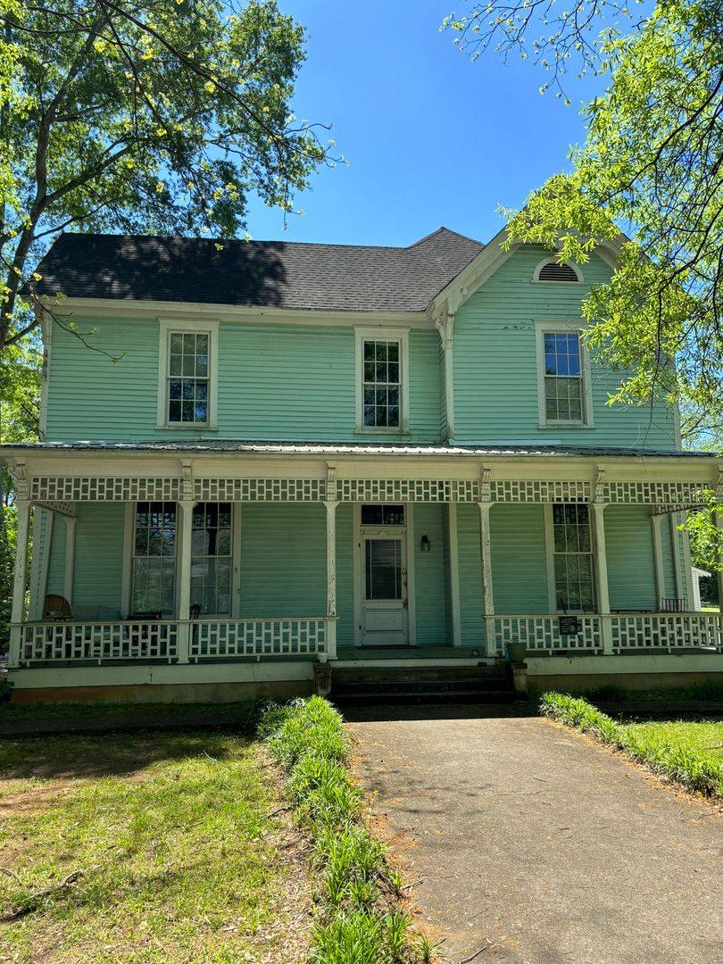 Apartment for rent at 547 Blvd, Athens, GA 30601