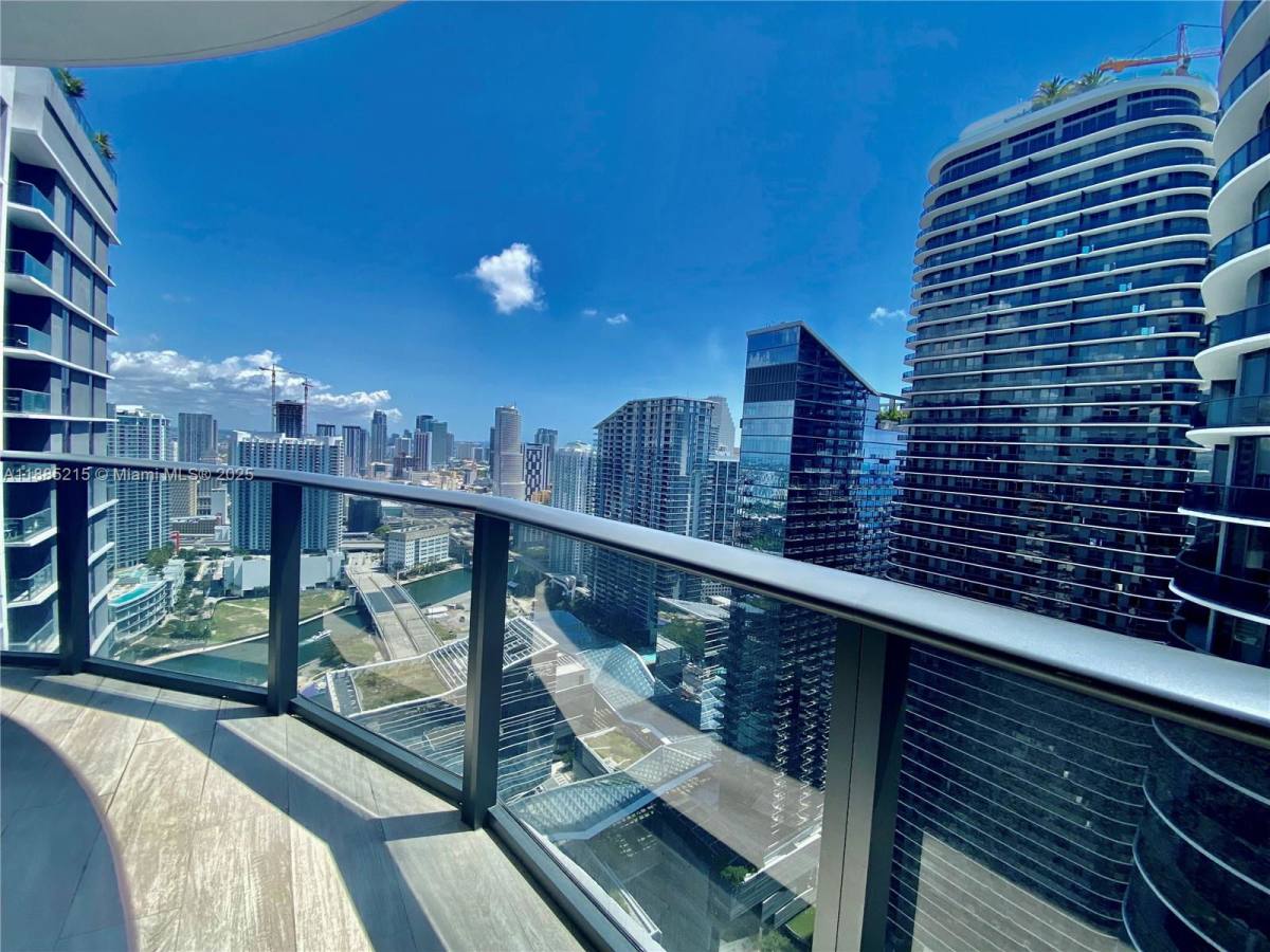 Apartment for rent at 55 SW 9th St, Miami, FL 33130