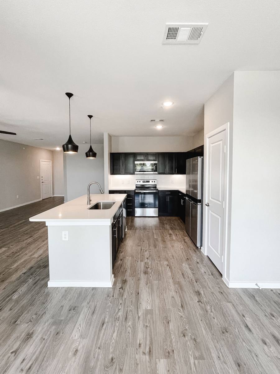 Apartment for rent at 305 W Farm 1187 #421, Crowley, TX 76036