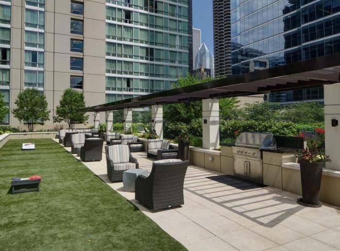 Apartment for rent at 71 W Hubbard St #2103, Chicago, IL 60654