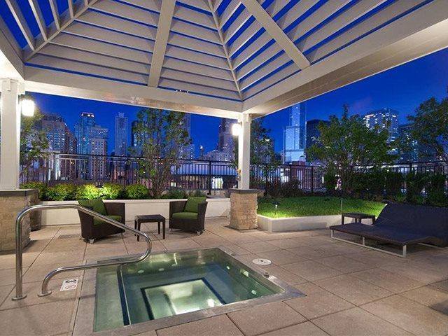 Apartment for rent at 222 W Erie St #808, Chicago, IL 60654