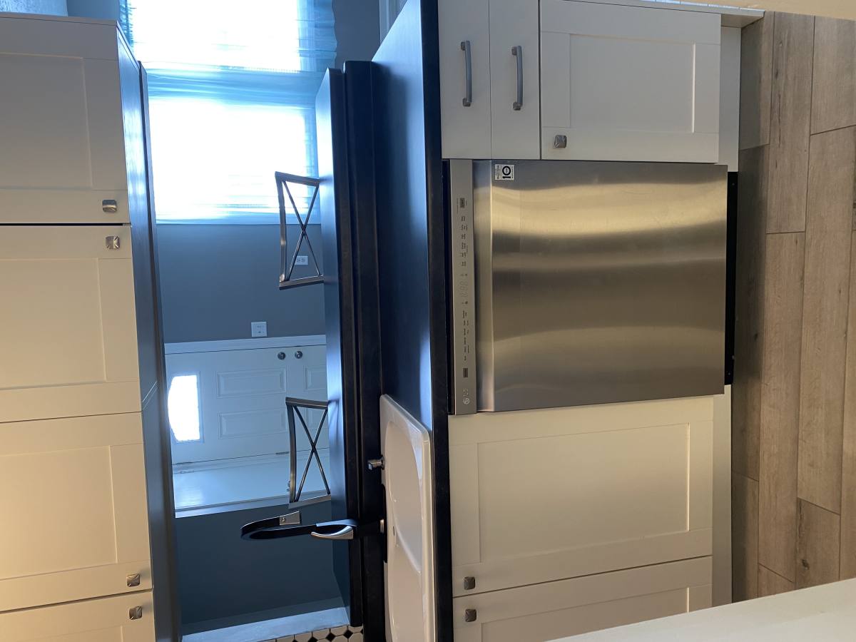 Townhouse for rent at 403 W Boone St, Frankfort, IN 46041