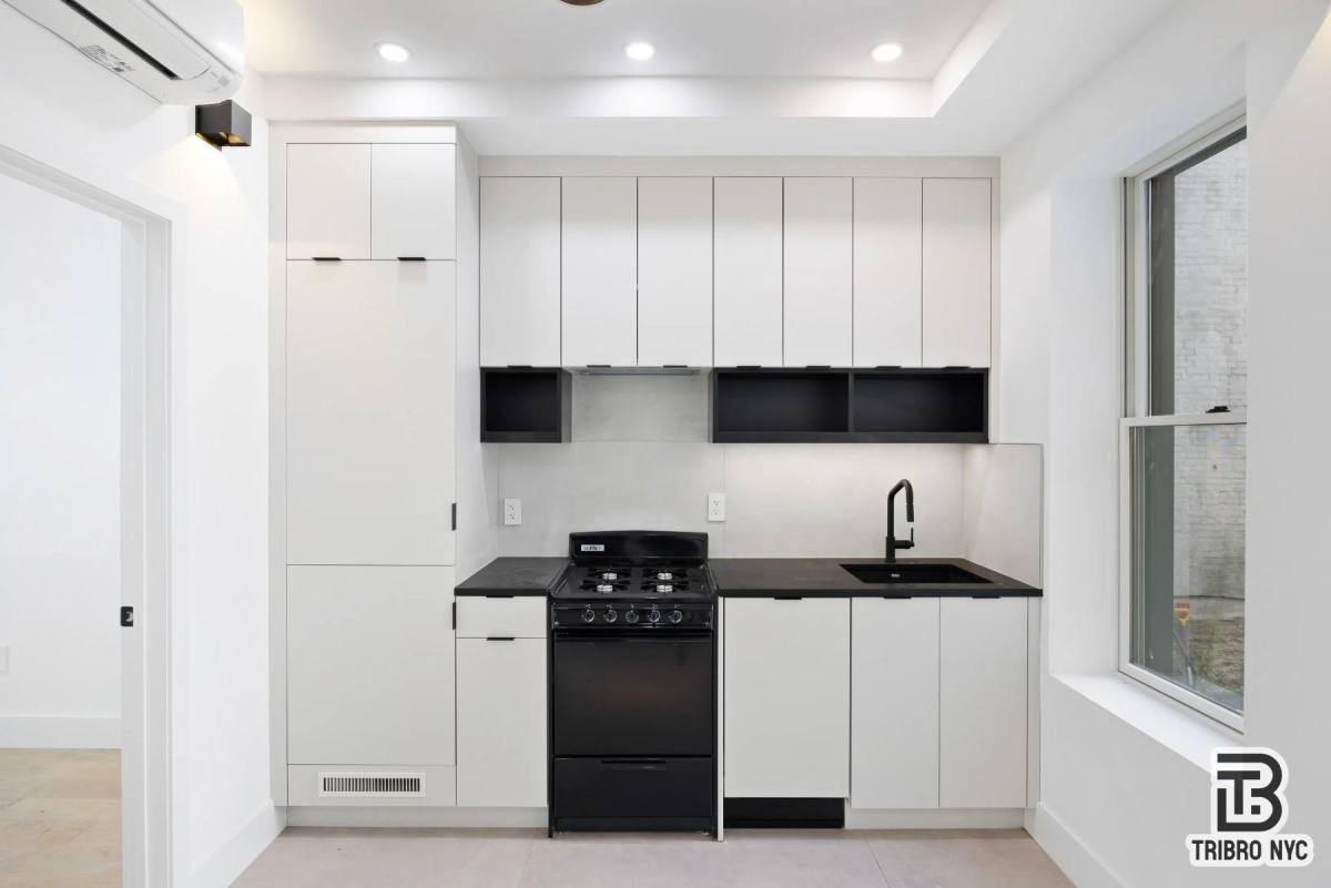 Apartment for rent at 705 Coney Island Ave #1F, Brooklyn, NY 11218