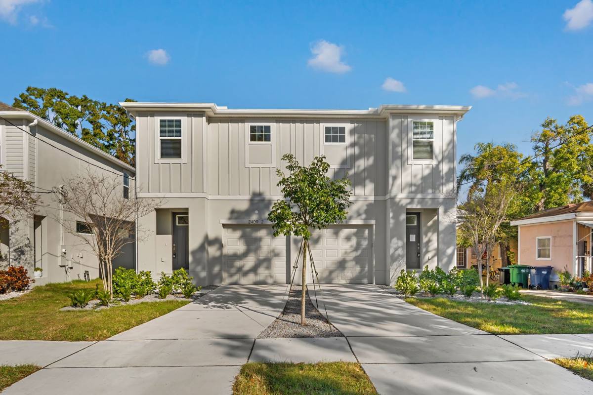 Townhouse for rent at 2409 W Fig St, Tampa, FL 33609