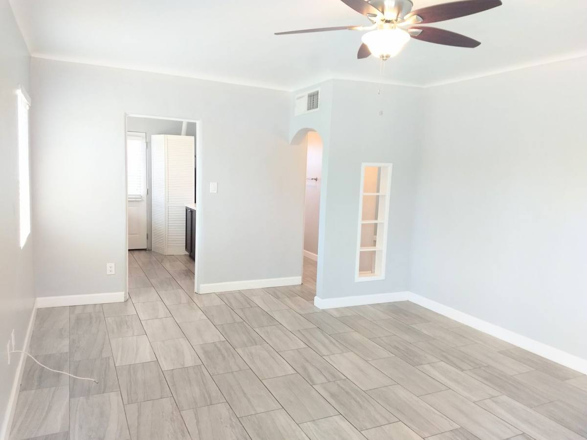 Apartment for rent at 114 E Mariposa St, Phoenix, AZ 85012