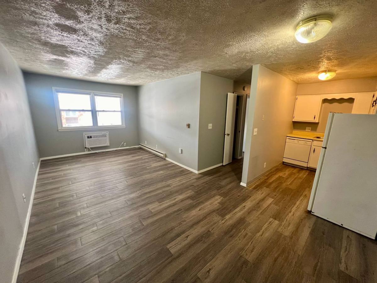 Apartment for rent at 716 Arcadia, Bloomington, IL 61704