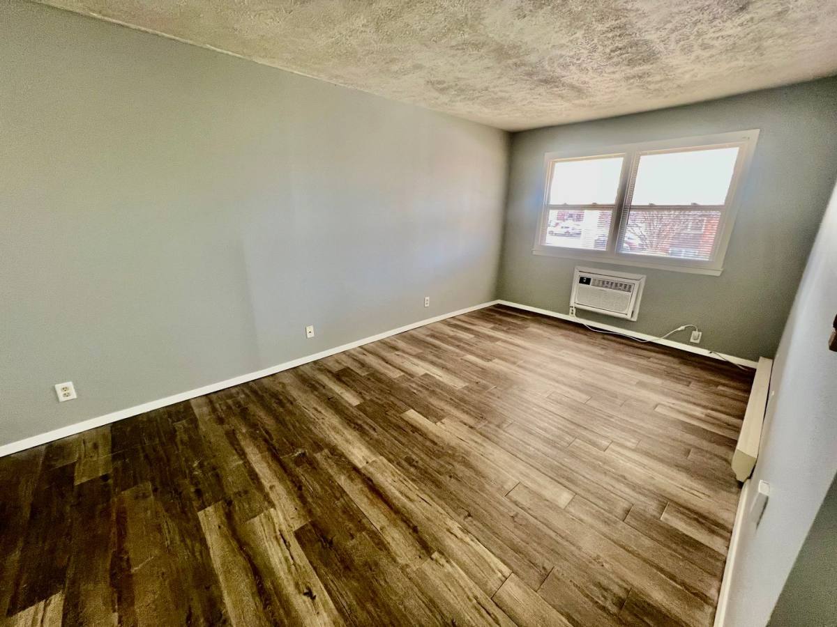 Apartment for rent at 716 Arcadia, Bloomington, IL 61704