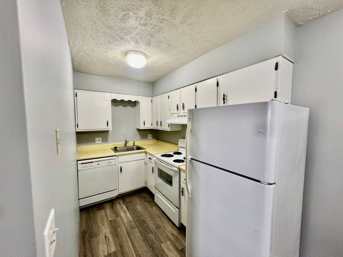 Apartment for rent at 716 Arcadia, Bloomington, IL 61704