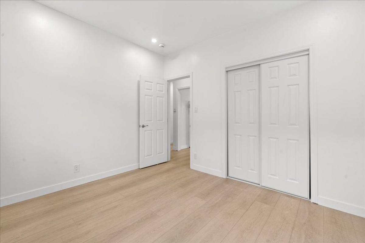 Apartment for rent at 12017 Pacific Ave, Los Angeles, CA 90066