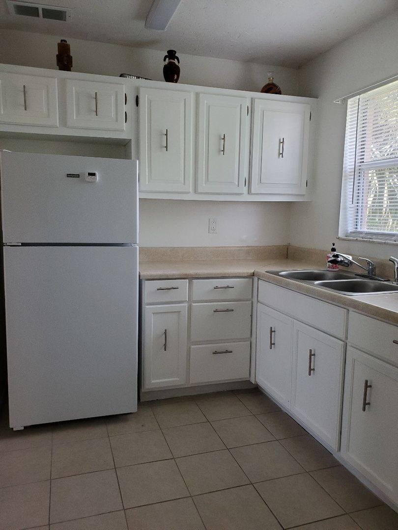 Condo for rent at 235 Lake Dora Dr, West Palm Beach, FL 33411