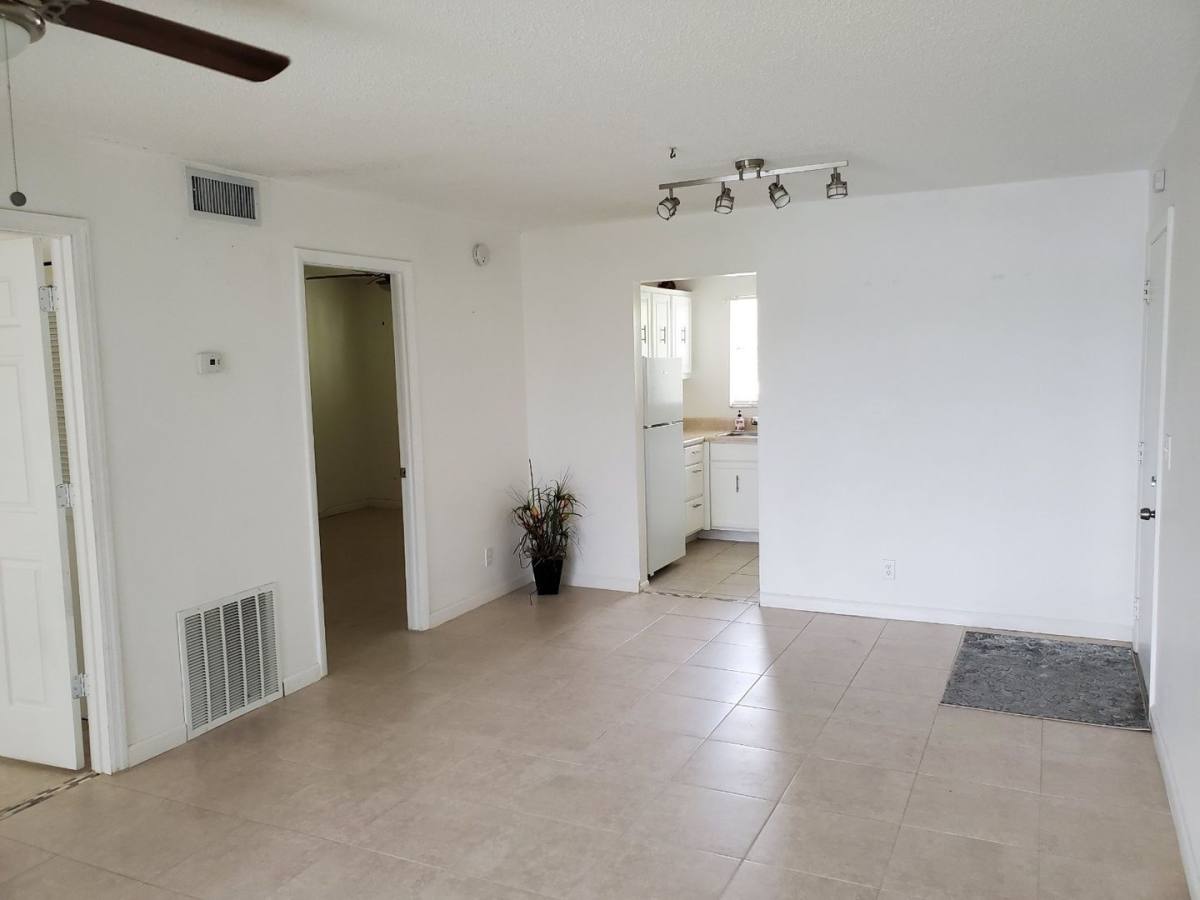 Condo for rent at 235 Lake Dora Dr, West Palm Beach, FL 33411