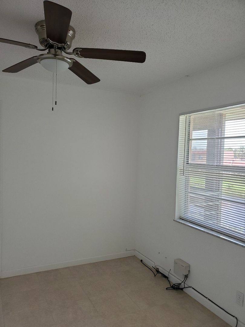 Condo for rent at 235 Lake Dora Dr, West Palm Beach, FL 33411