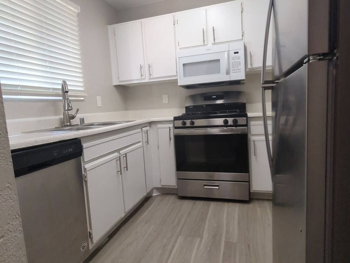 Apartment for rent at 1330 E Reno Ave, Las Vegas, NV 89119