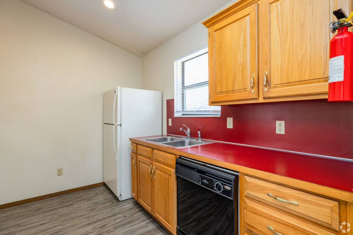 Apartment for rent at 417 E Madison, Springfield, MO 65806