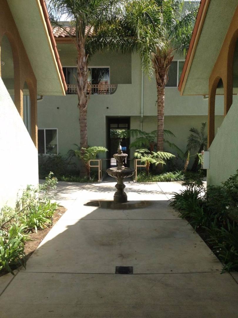 Apartment for rent at 12740 Oxnard St, North Hollywood, CA 91606