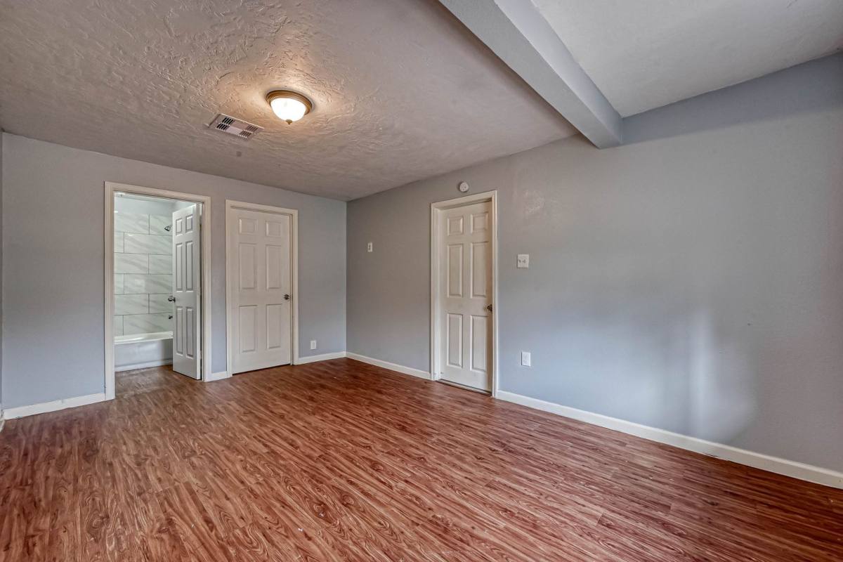House for rent at 5431 Willow Glen Dr, Houston, TX 77033