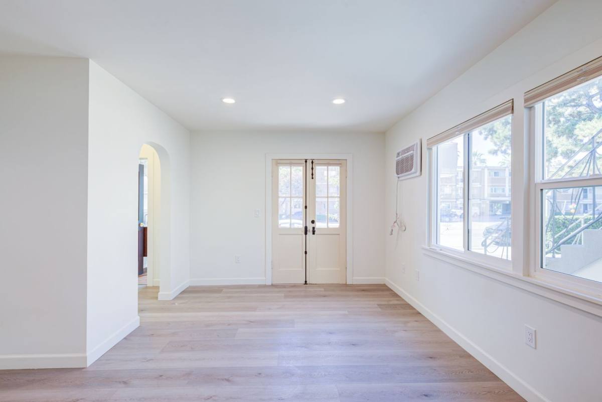 Apartment for rent at 12349-12351 1 2 Riverside Dr, Valley Village, CA 91607