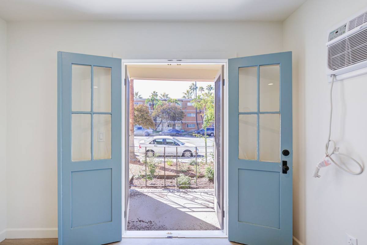 Apartment for rent at 12349-12351 1 2 Riverside Dr, Valley Village, CA 91607