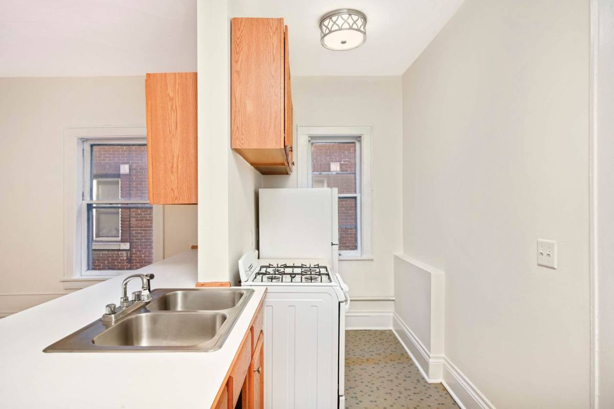 Apartment for rent at 2871 Irving Ave S, Minneapolis, MN 55408