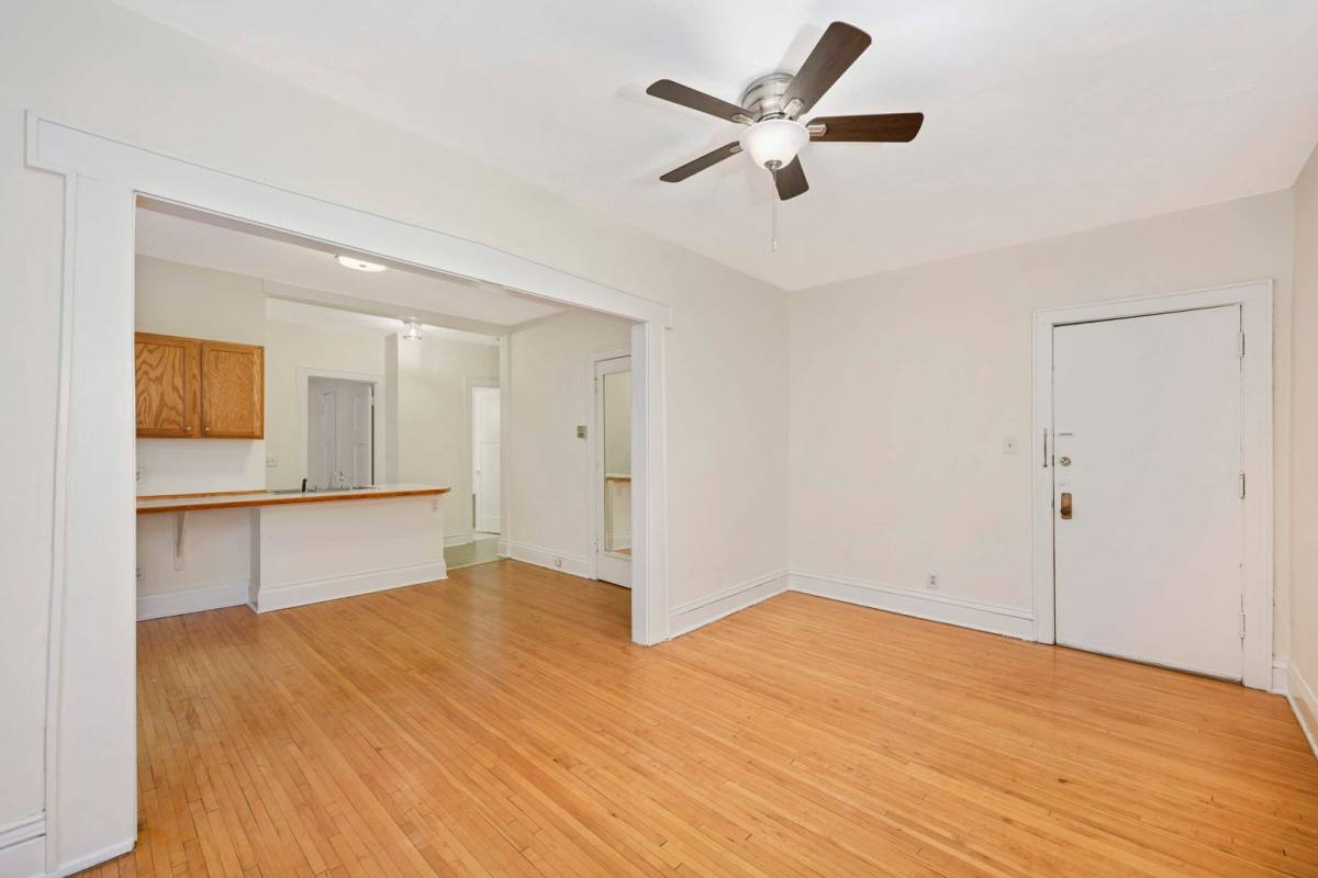 Apartment for rent at 2871 Irving Ave S, Minneapolis, MN 55408