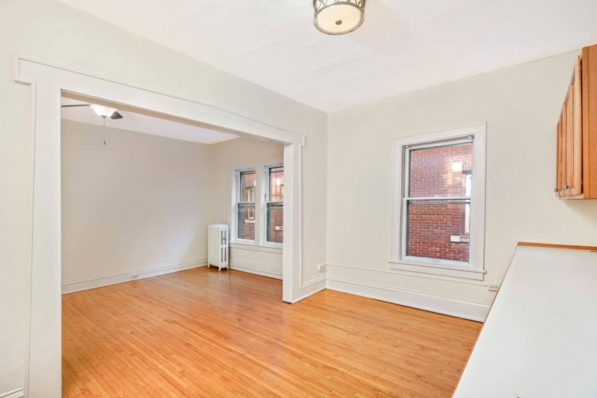 Apartment for rent at 2871 Irving Ave S, Minneapolis, MN 55408