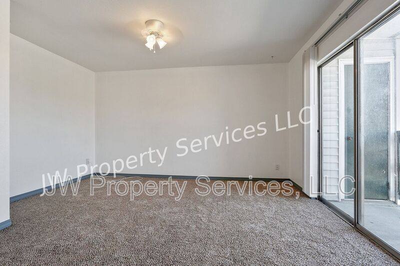 Condo for rent at 4101 Hessmer Ave #203, Metairie, LA 70002