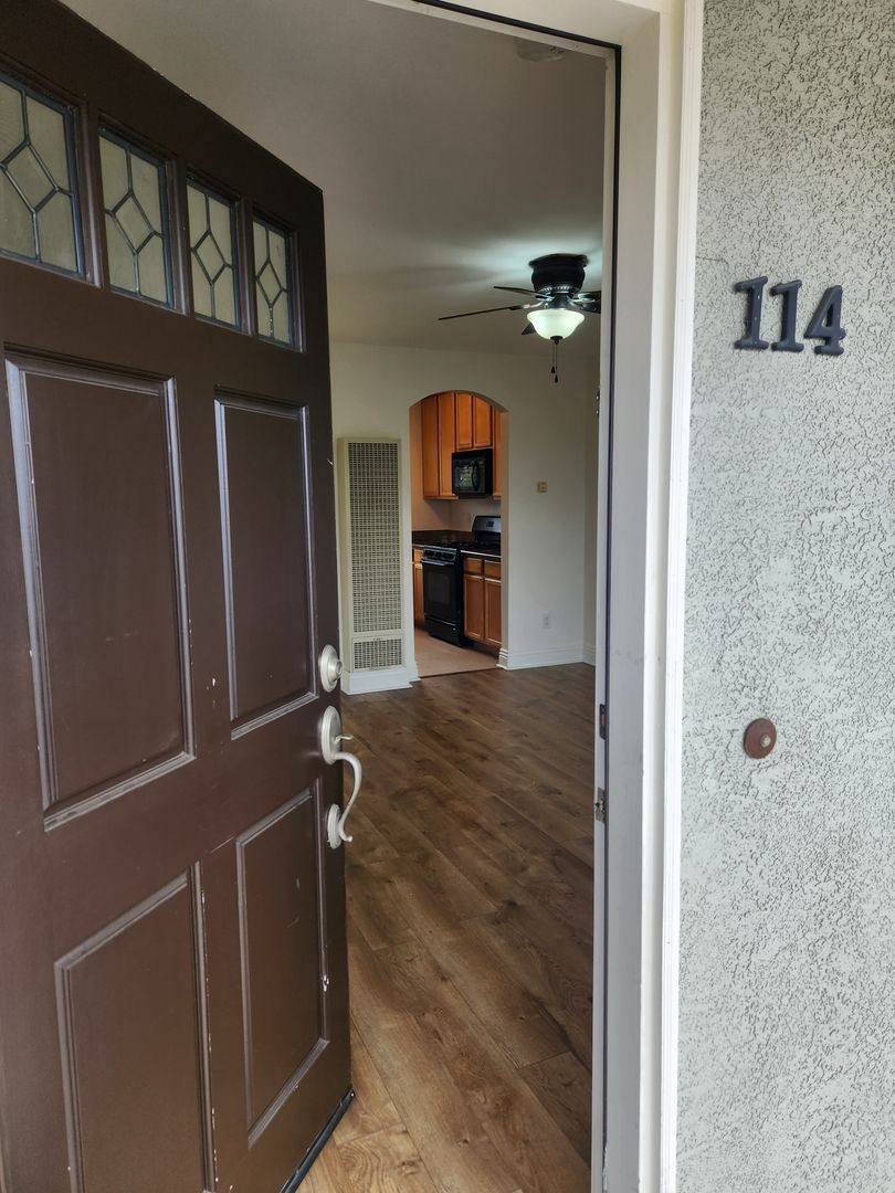Apartment for rent at 6101 Adelaide Ave #114, San Diego, CA 92115
